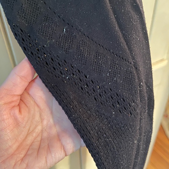 Lululemon, black, mesh full length legging, size 4/6 - Picture 4 of 6